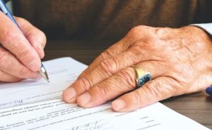 How Contactless Service Changed Signed Deals